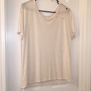 MetoWe brand distressed tee